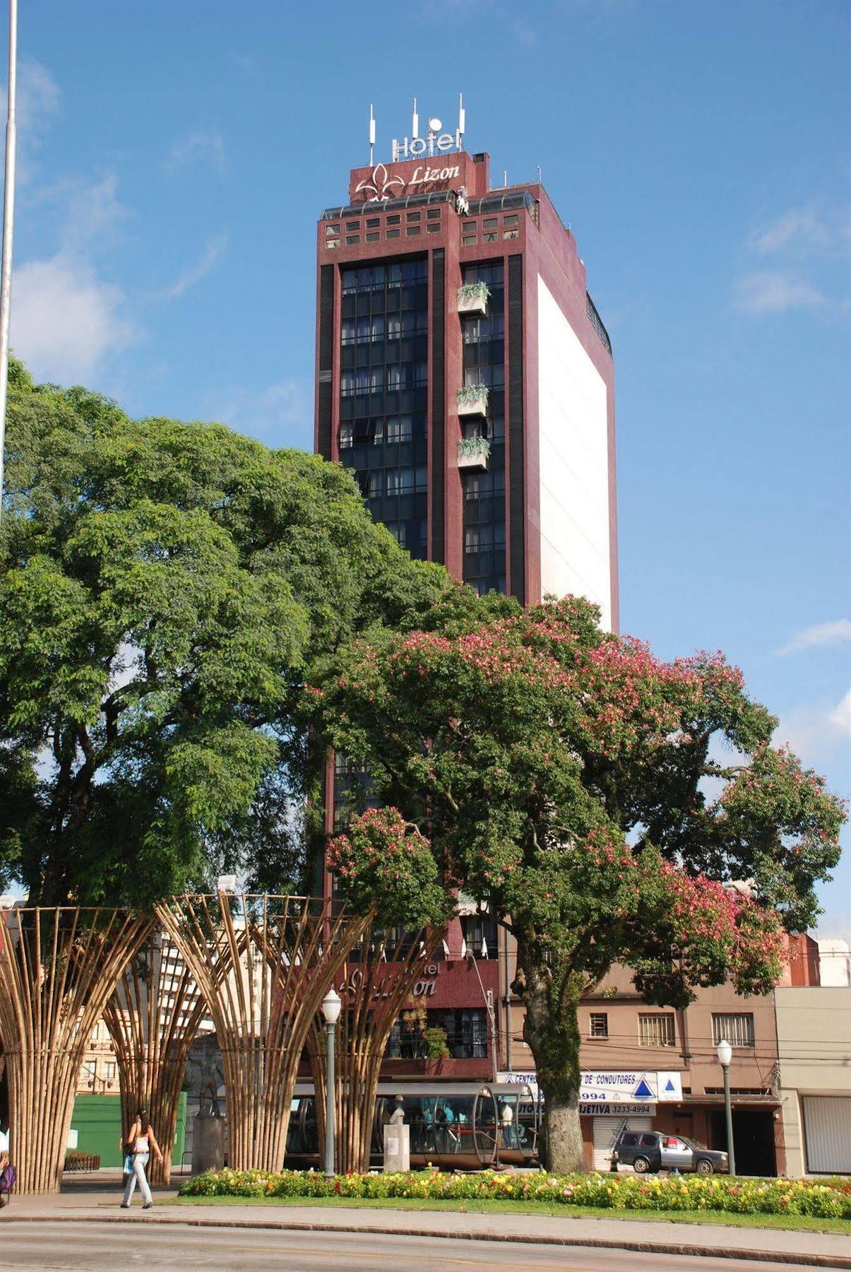Lizon Curitiba Hotel Exterior photo